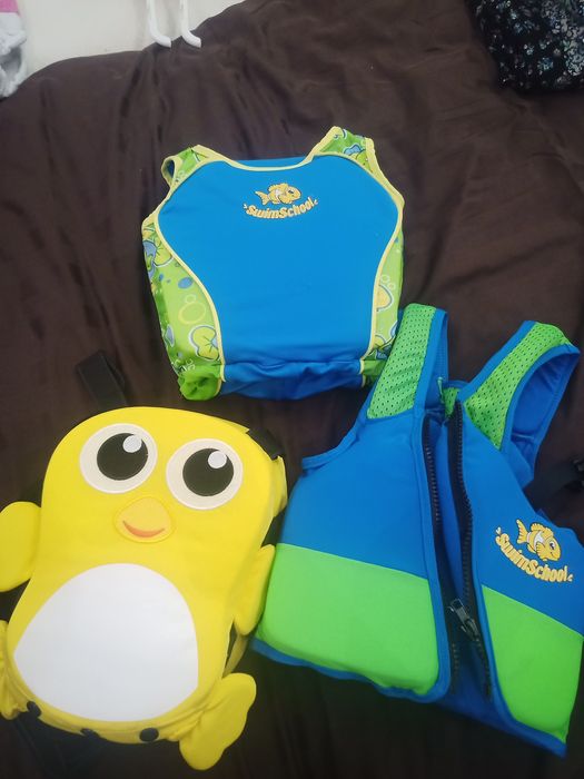 Плавательные принадлежности