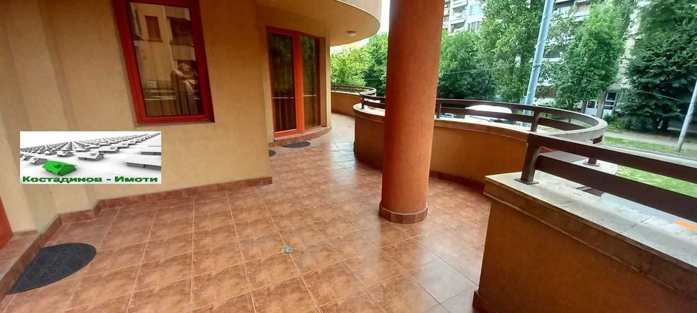 Дава се под наем Тристаен апартамент в Пловдив, Кършияка - 135 кв.м за 663 € - Снимка #9