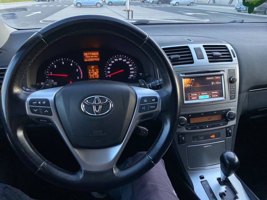 Toyota Avensis Fece 2013