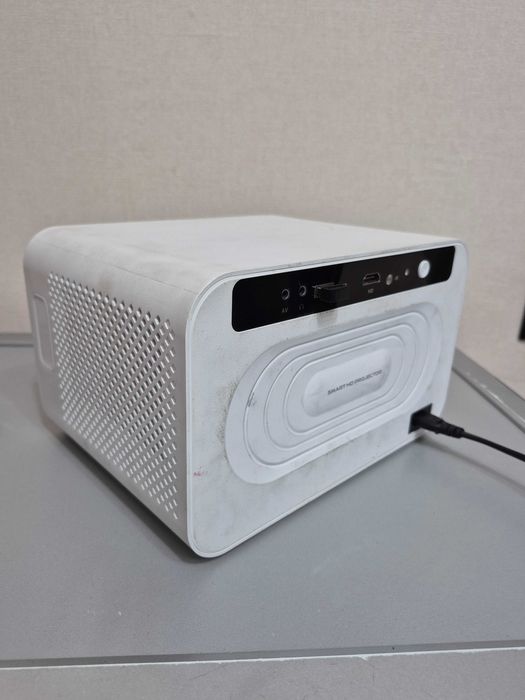 ПРОЕКТОР 4К Ummio U8 Pro