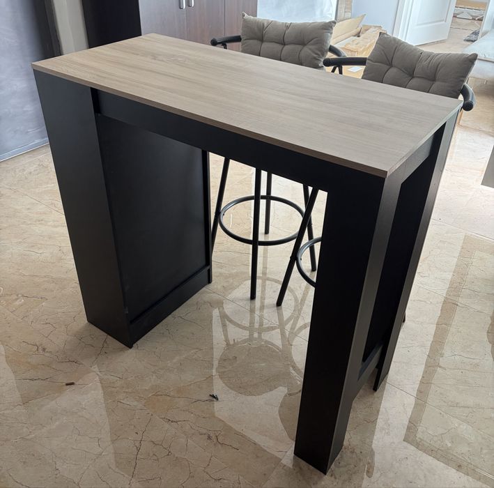 Vând masă-bar cu rafturi 110 x 50 x 103