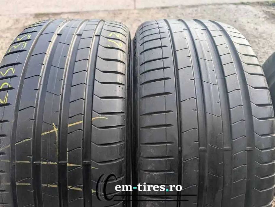 SET 2 Anvelope Vara 255/35 R20 PIRELLI P Zero J 97Y