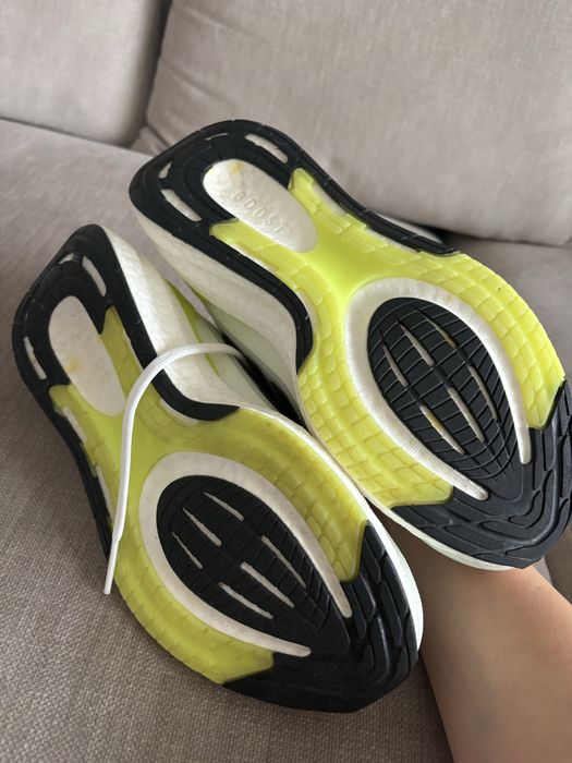 Adidasi Pureboost 23