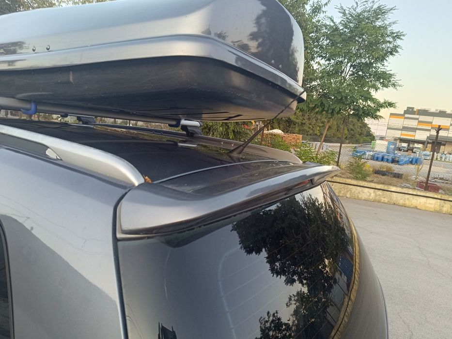 Аутобокс за автомобил или бус