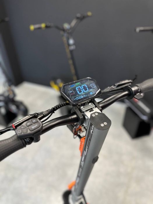 Электросамокат MINI TANK S7 | 2400W полный привод 75 км/ч внедорожник