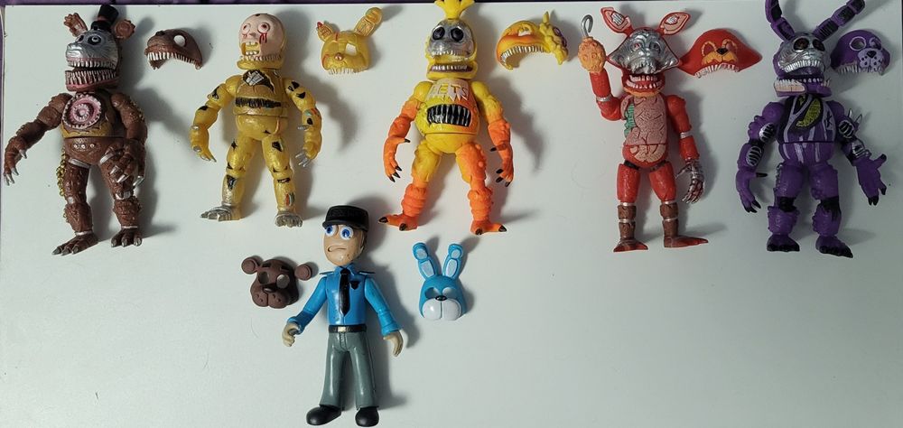Набор игрушек Five Nights at Freddy’s:The Twisted Ones .