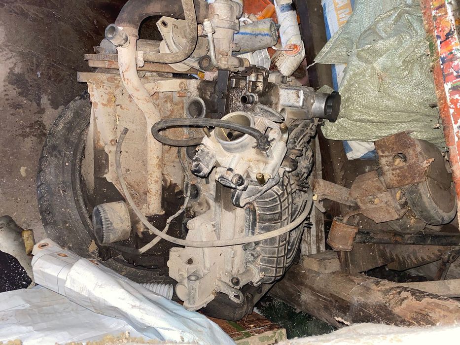 Продается мкпп и двигатель на приору 1 поколения