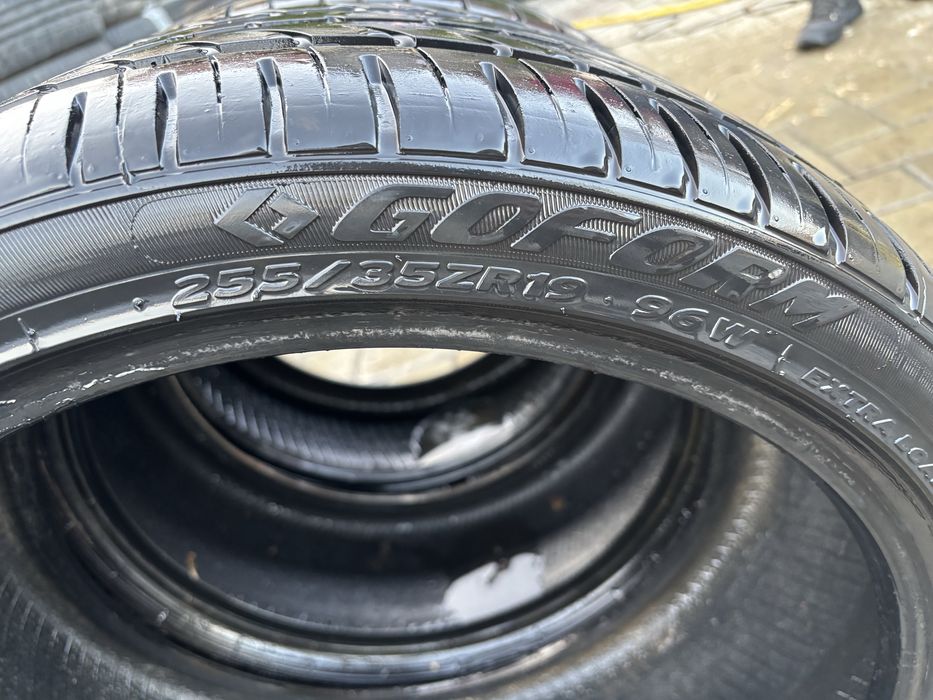 Cauciucuri anvelope vara 255 35 R19