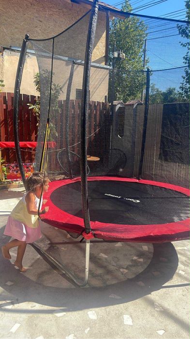 Trambulina de vanzare