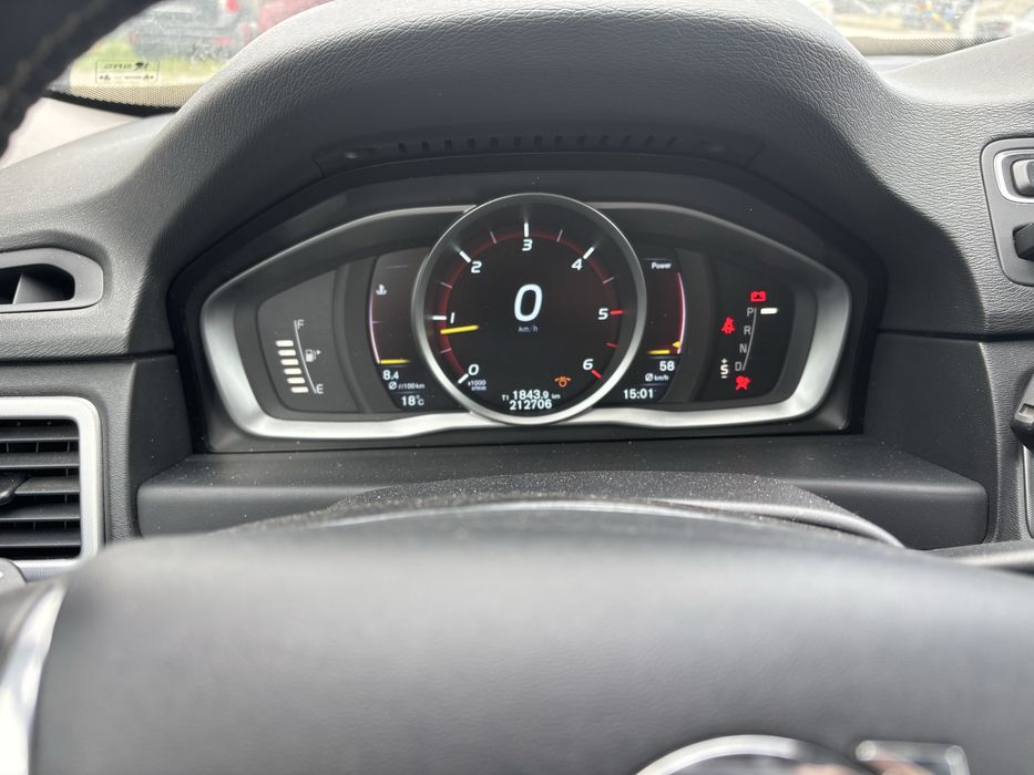 Volvo v70, 2016 avariat