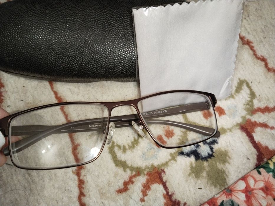 Очки универсальный от зрений Ред есть