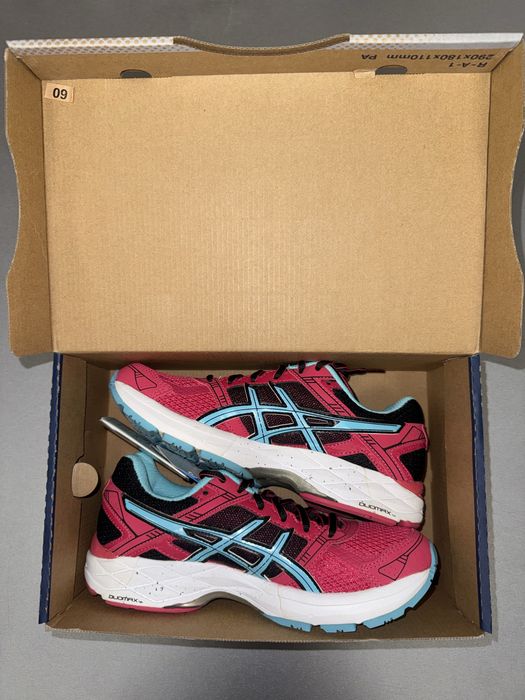 ASICS GEL-ZONE 4 Дамски маратонки 37.5 EU Оригинал