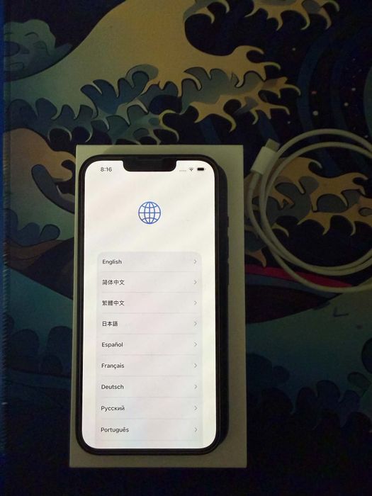 Продавам  Iphone 13