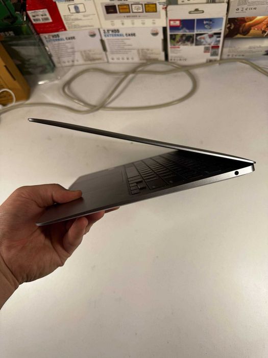 Macbook Air M1 8/128 6 dona bor arzonga