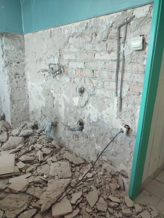 Кърти чисти извозва,къртене,извозване на Отпадъци