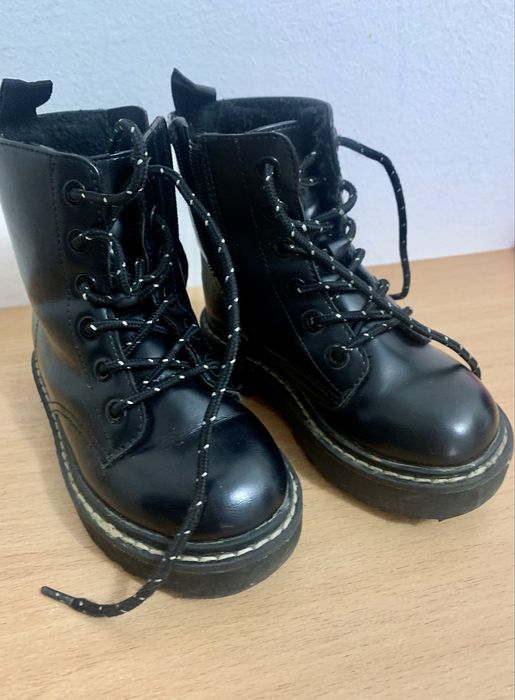 Ghete fete H&M marime 26