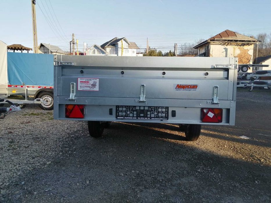 Remorca dreapta cu 2 axe cu 750 kg, noua, categ. B, posibilitate rate