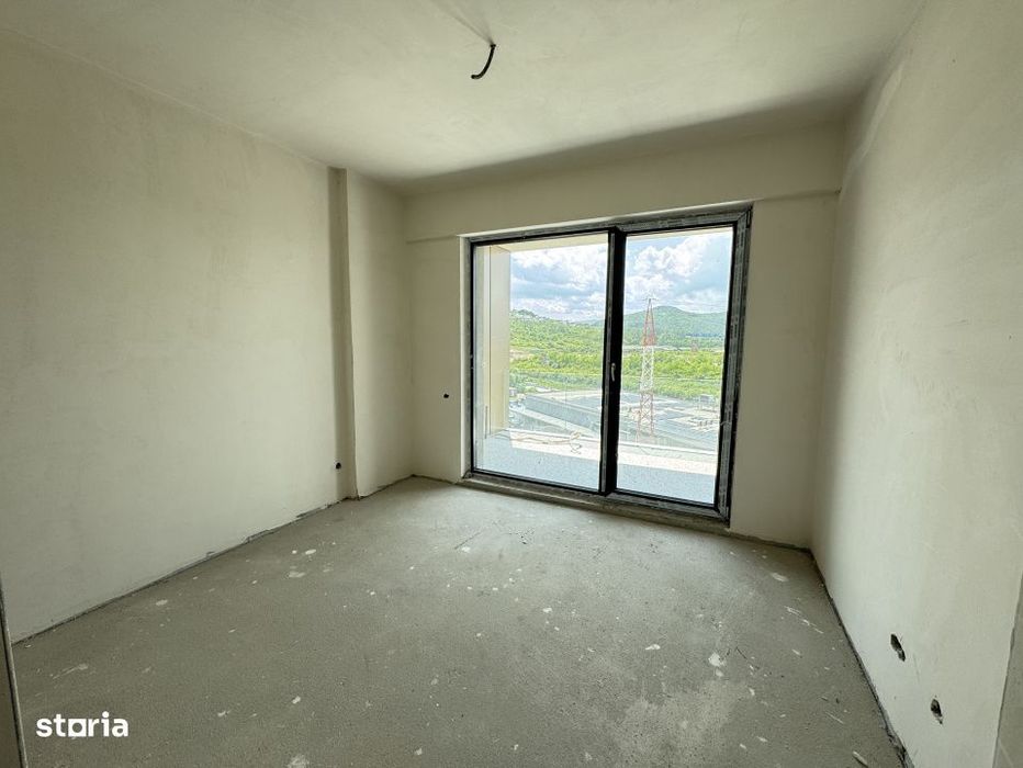 Apartament de 2 camere, 48.73 mp, 20 mp terasa, Finisat, Parcare, Zona