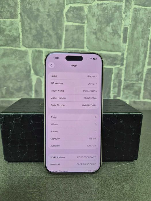 Apple iPhone 16 Pro