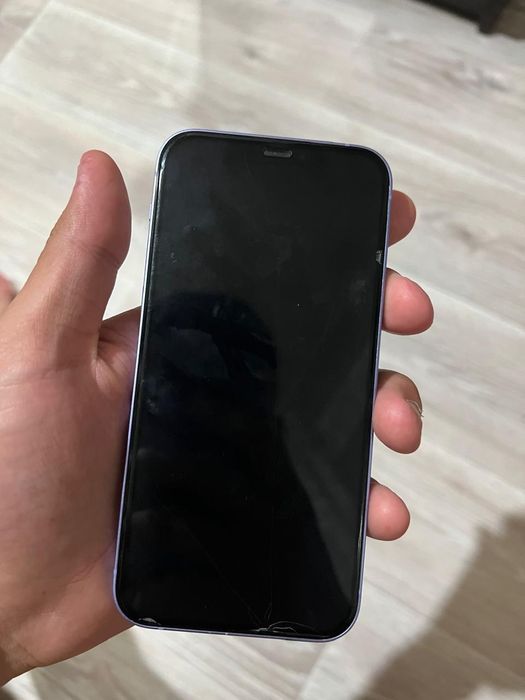 Iphone 12 mini хорошем состоянии