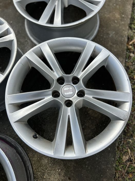 Оригинални джани Сеат 17"