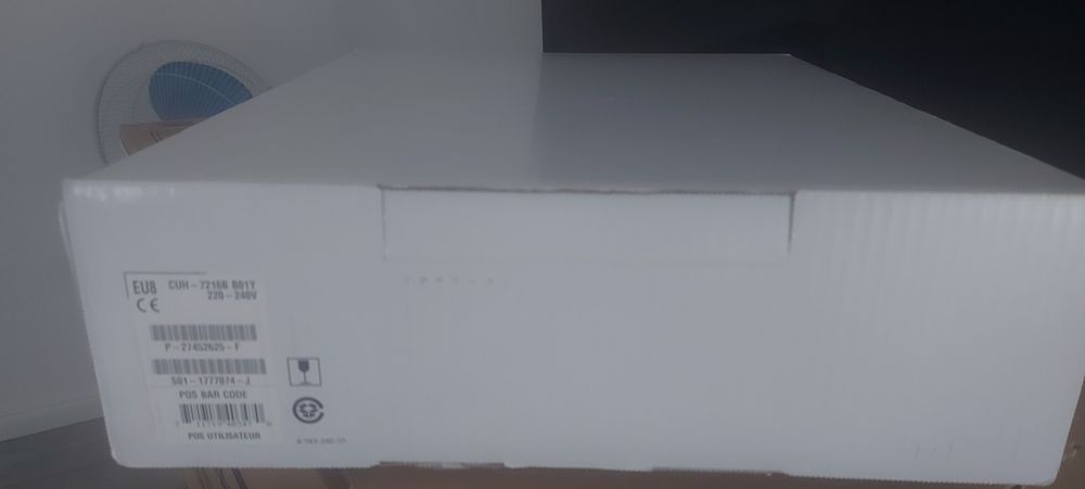 PS4 foarte puțin folosit