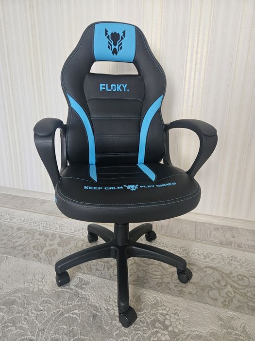 Продам игровое кресло