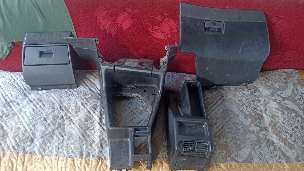 Обшивки на БМВ Е34