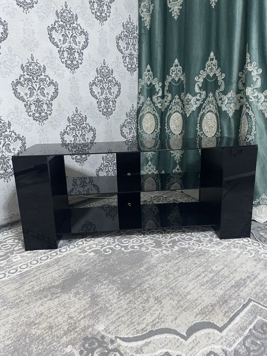 Продается потставка стеклянная