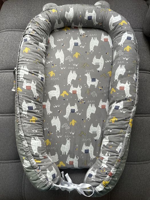 Vand baby nest cu doua fețe