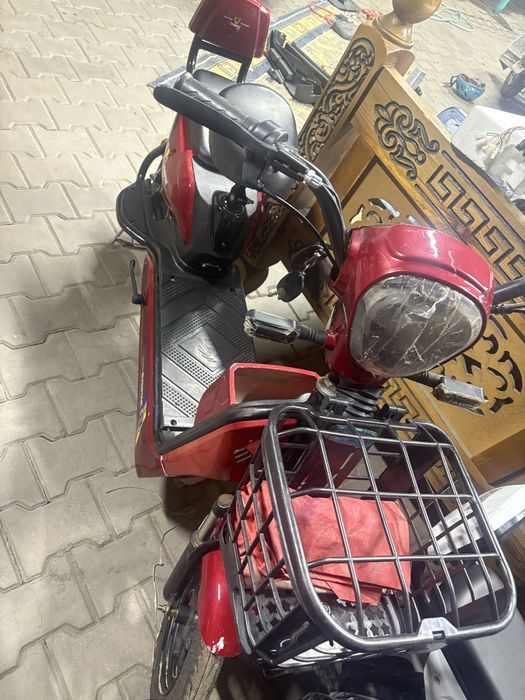 Электро скутер новый