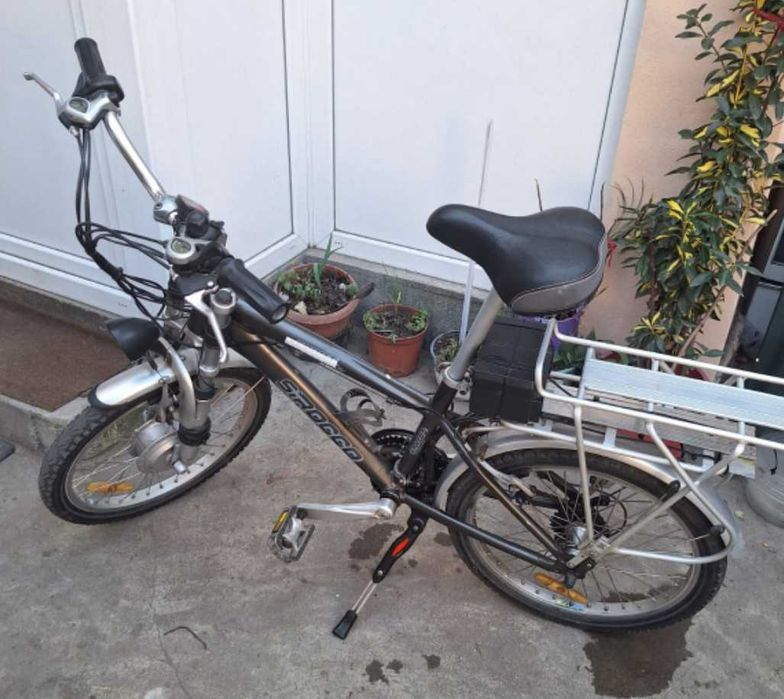 Bicicleta electrica cu acceleratie