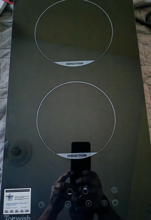 Индукционен котлон за вграждане