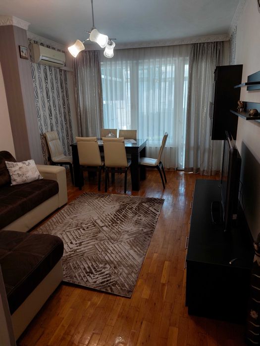 Дава се под наем Тристаен апартамент в Варна, Автогара - 80 кв.м за 550 € - Снимка #1