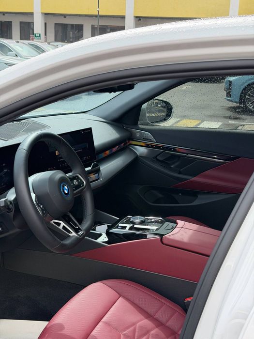 BMW I5 35L srochna