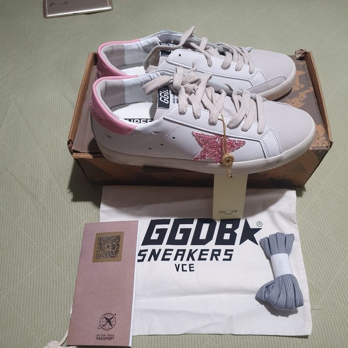 Adidași golden goose