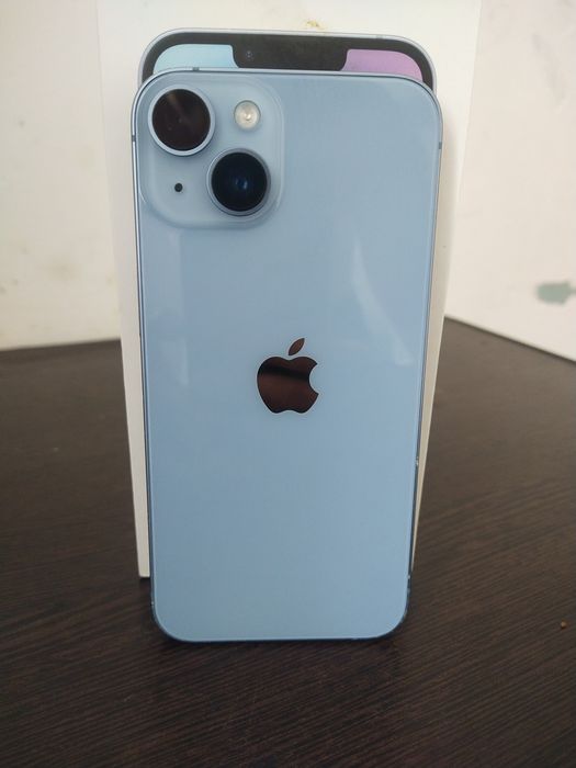 Продам IPhone 14
