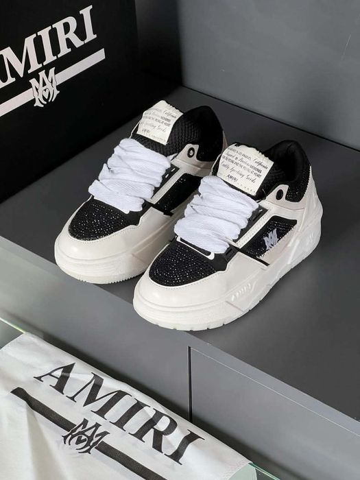 _Adidasii_Amiri_dama_