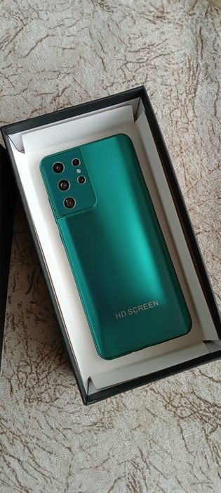 Смартфон неразличим от нов