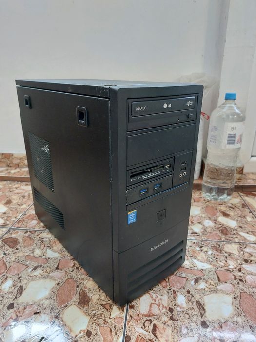 Unitate PC Asus i5 4460 3,2Ghz, 16GB, 120GB+640GB, Radeon HD 7870 2GB, Windows 11 Office 2024