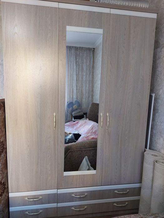 Продаётся шкаф в отличном состоянии