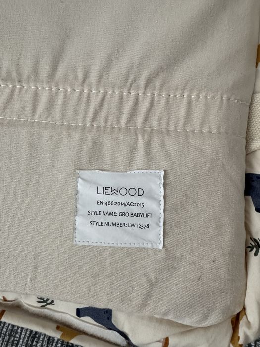 Babynest utilizat cateva luni