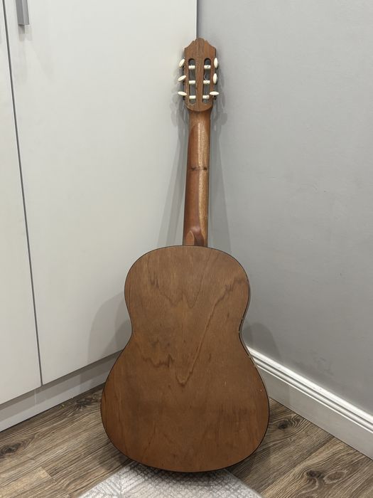 Гитара Yamaha C40M с чехлом Walden