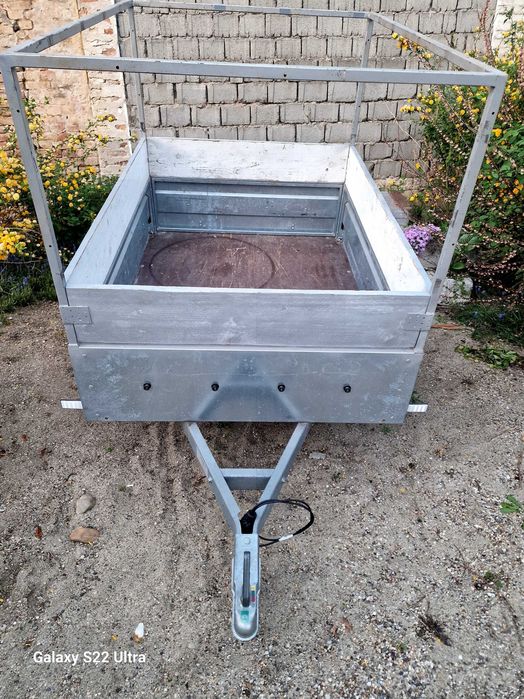 Vand remorcuta 750 kg
