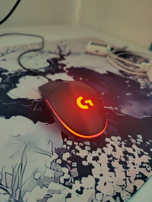 Мышка Logitech g102