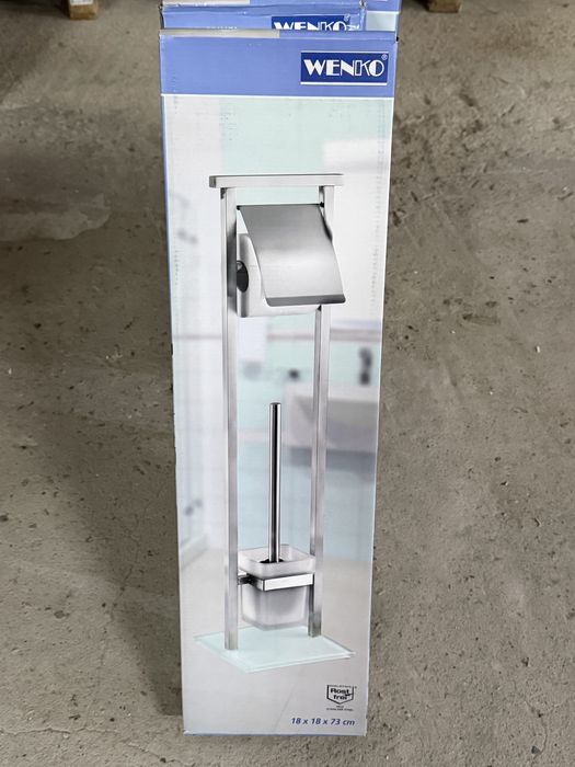 Стойки за тоалетна хартия с четки на WENKO