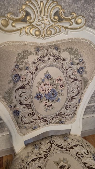 Стул чинара разные