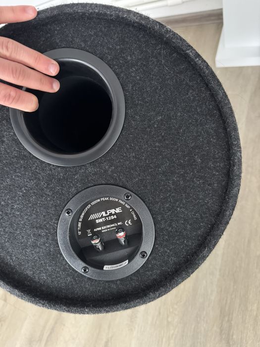 Vand subwoofer alpine