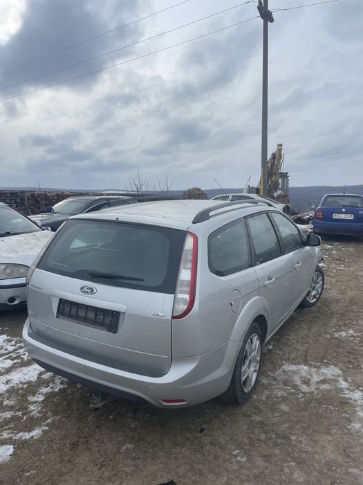 Dezmembrez o gama larga de masini(audi,passat, ford, citroen, golf etc