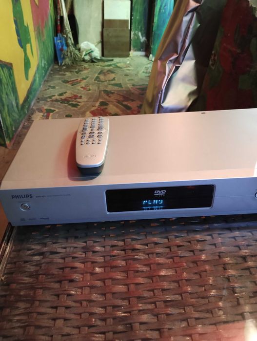 Продава Dvd player LG. Перфектен